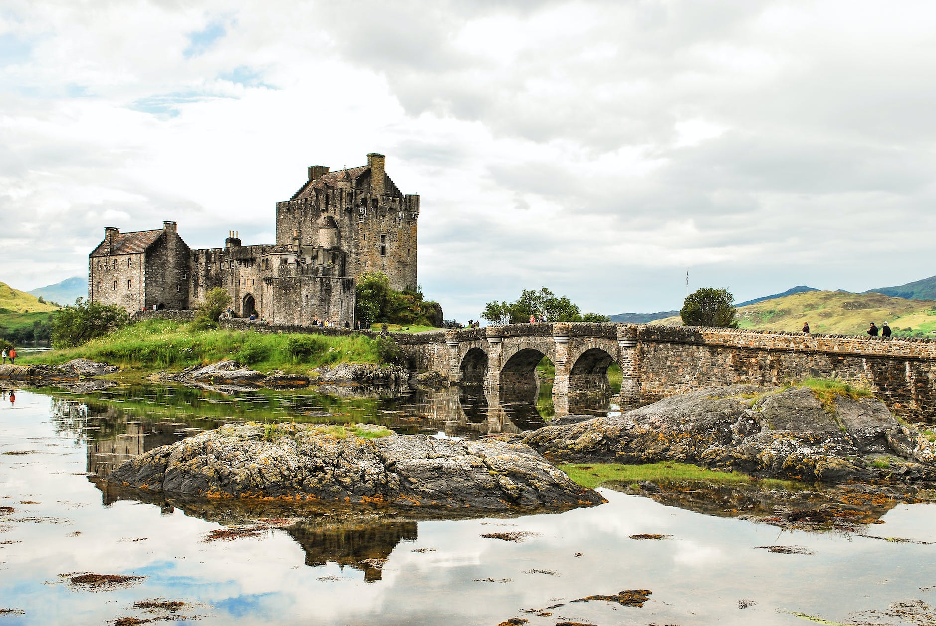 brown and gray castle