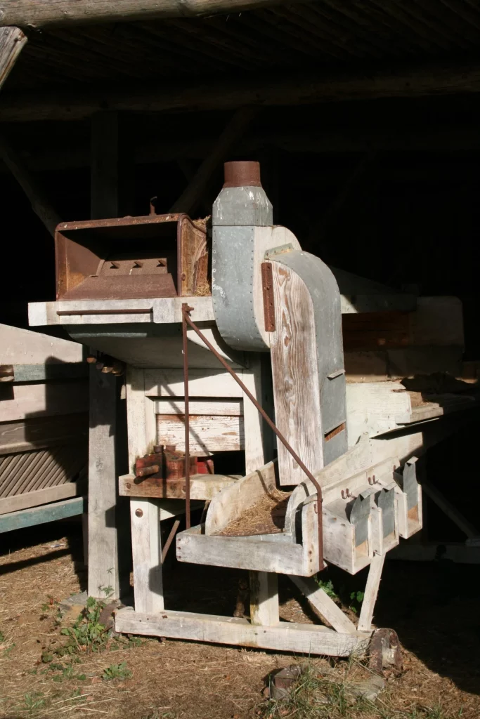 Scotland and its History (Inventions) Thresher. 2