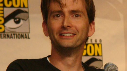 2009 07 31 David Tennant Smile 08 Cropped To Shoulders