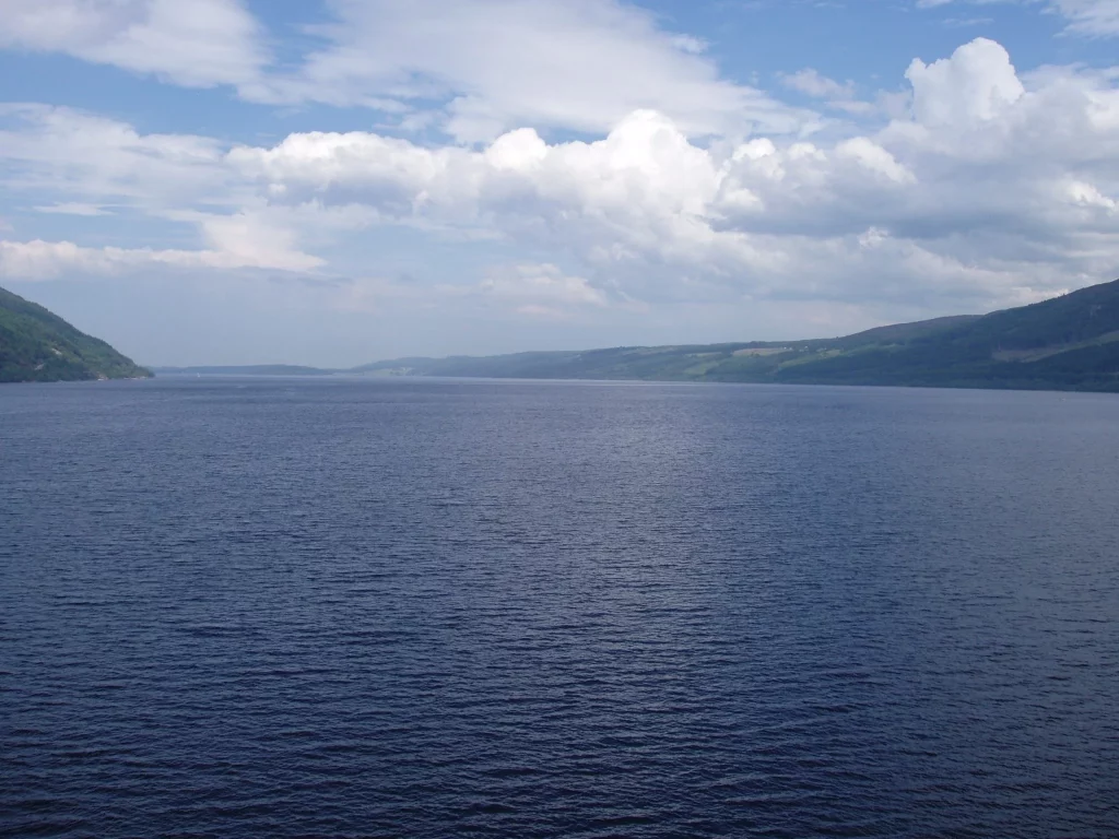 Scottish Places of Interest. (Loch Ness). 2