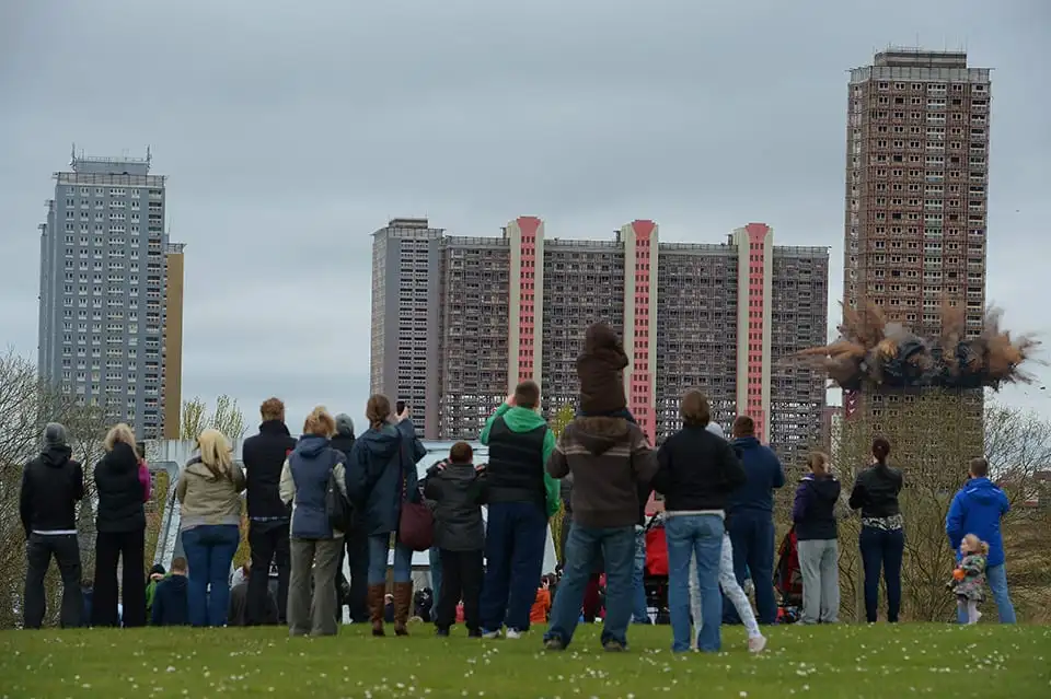 complete demolition of flats