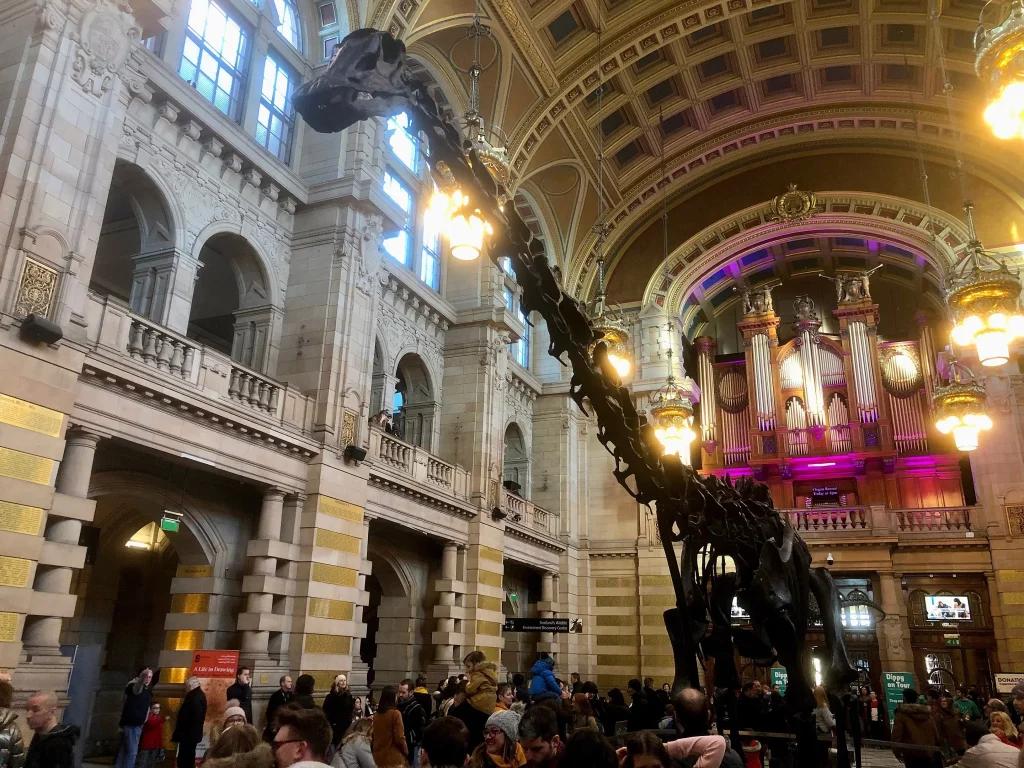 Scottish Places of Interest. Kelvingrove. 3