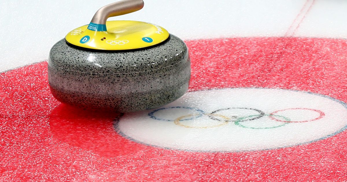 Scottish Antiques-collectables(Curling stone)