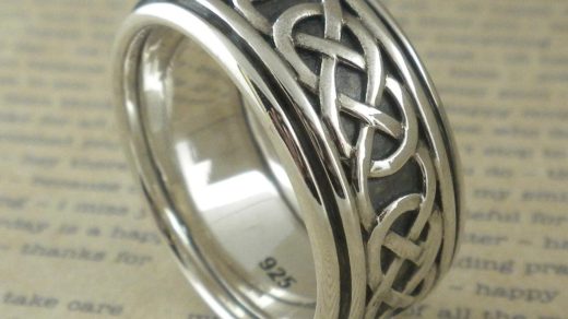 01 Prs55953 Celtic Ring