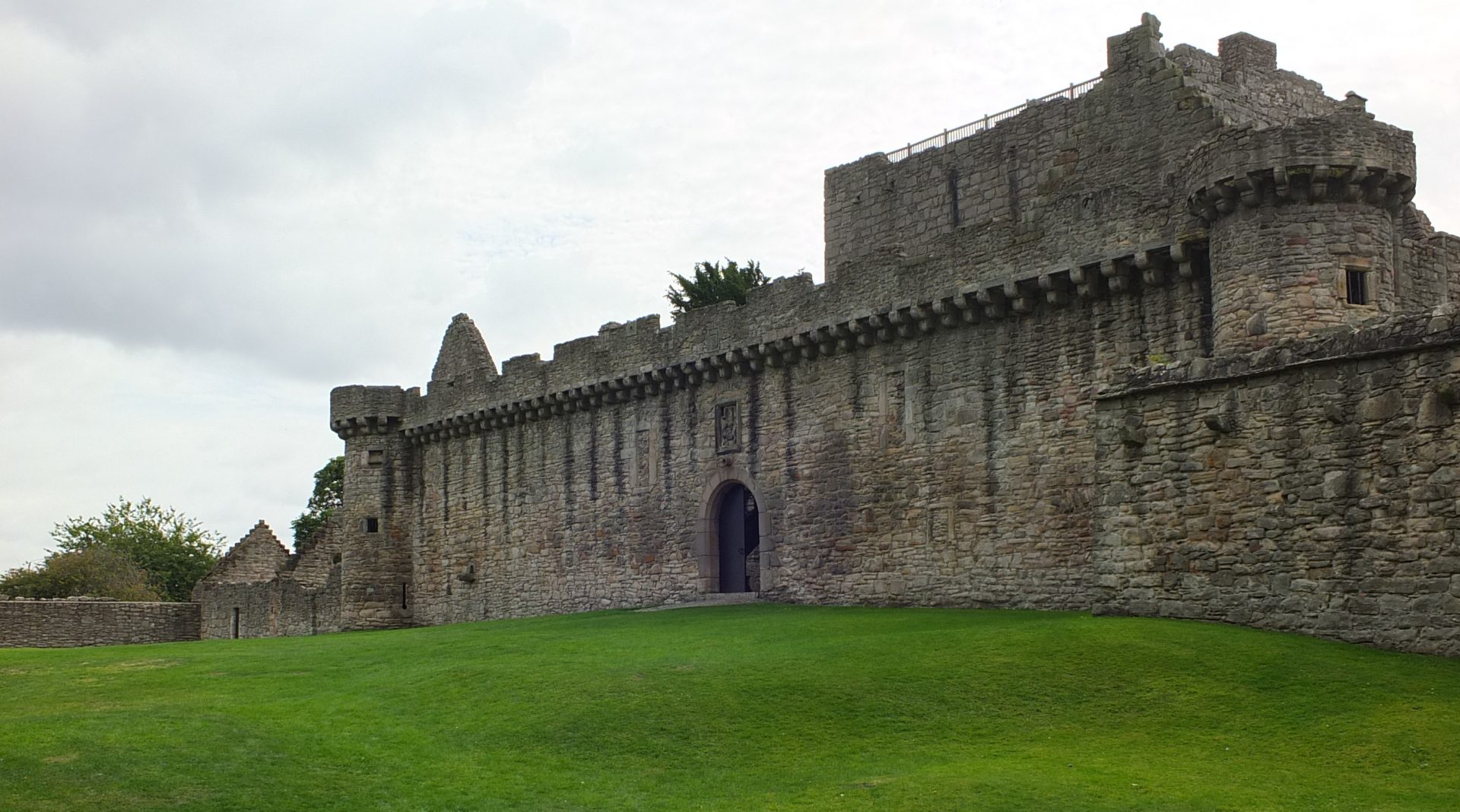 Scottish Architecture. (Craigmillar Castle).