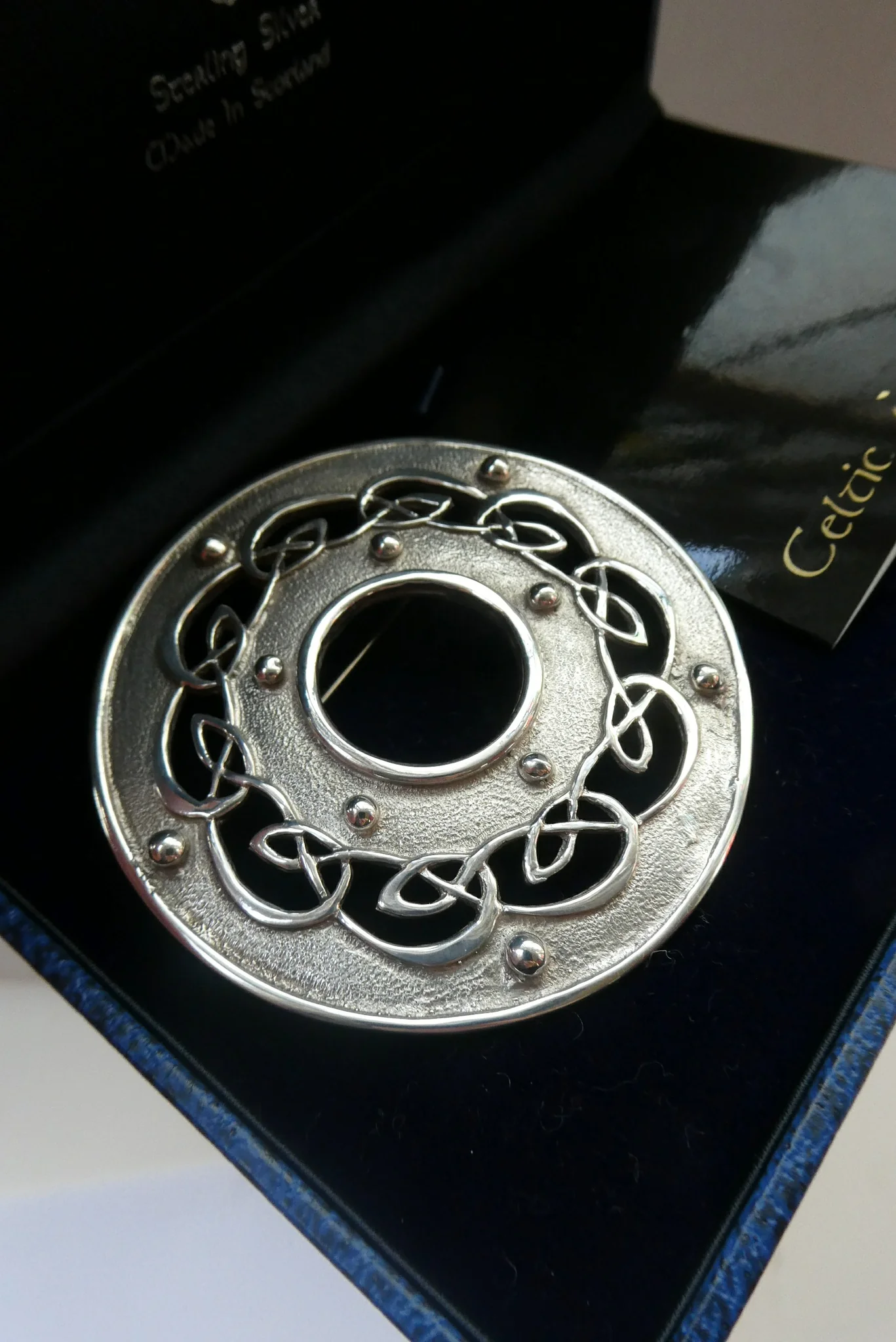 Scottish Antiques and Collectables. brooch