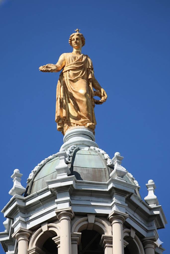 Scotland and its History. Bank of Scotland.