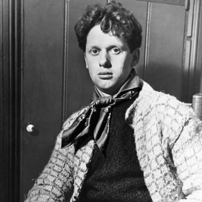 Public Poetry. Dylan Thomas.