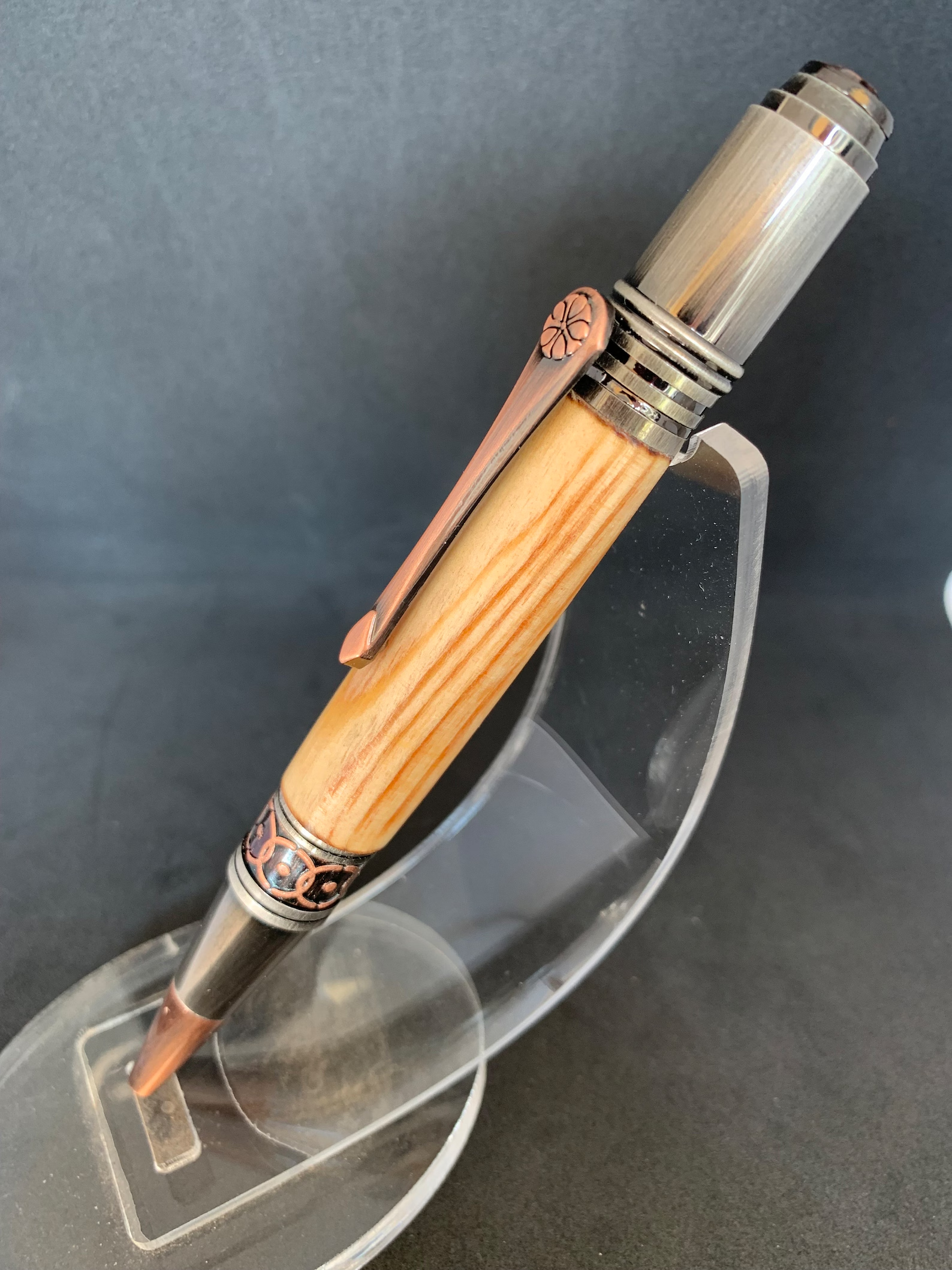 Scottish Antiques-Collectables. Pen.