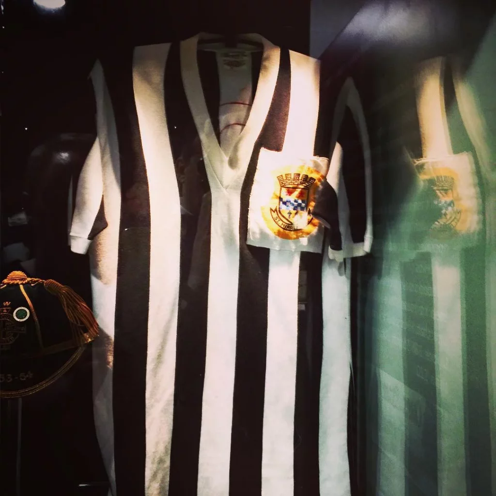 Scottish Football Teams. St Mirren. strip
