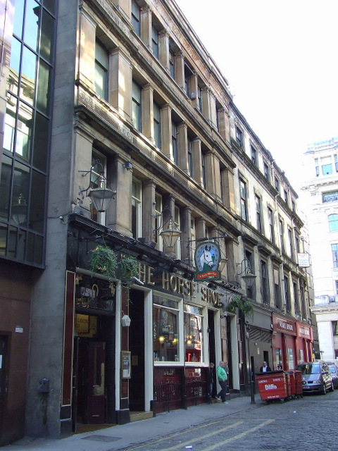 Pubs in Scotland the horshoe bar.